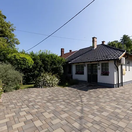 Appartement Morzsi *