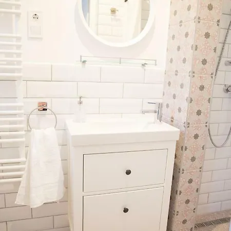 Morzsi Apartament *