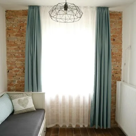 Morzsi Apartament *